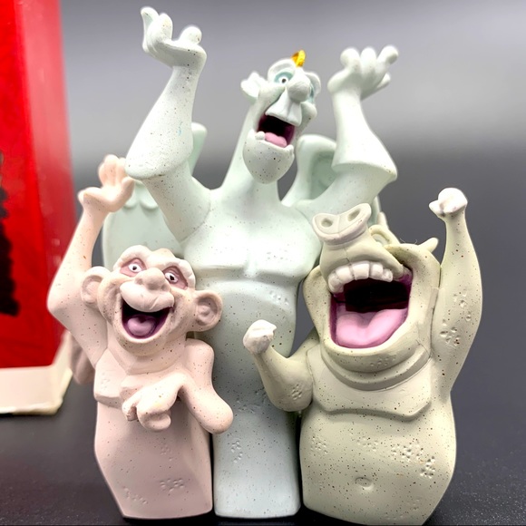 Disney Hallmark Hunchback of Notre Dame Gargoyles Christmas Ornament w/Box. EUC - Picture 5 of 17